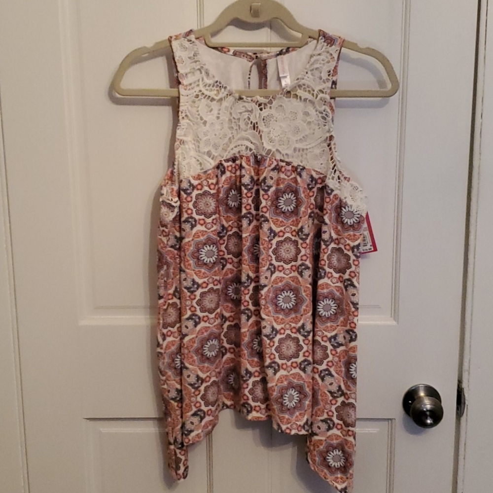 Xhilaration Flowy Tank